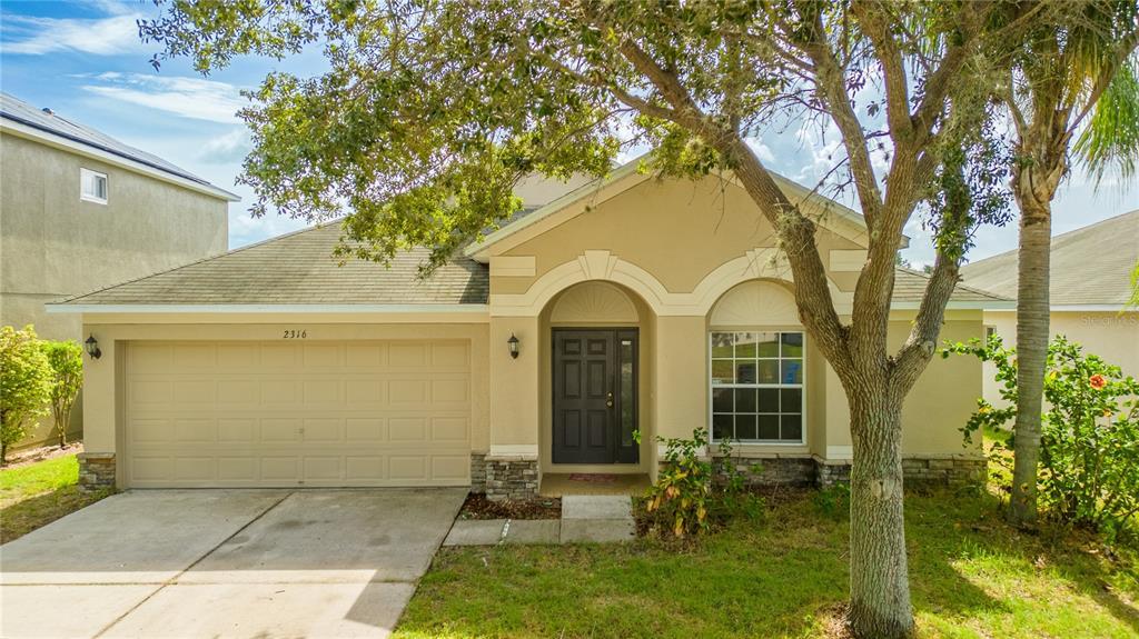 Picture of 2316 Roanoke Springs Drive, Ruskin, FL 33570