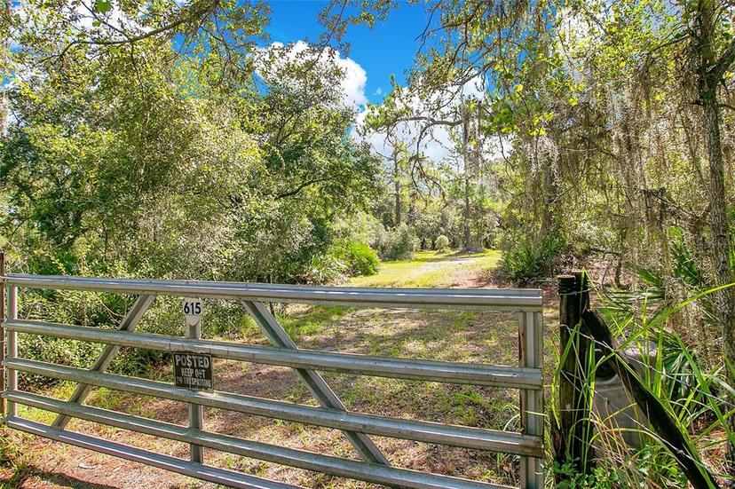 Picture of 615 Eden Drive, Saint Cloud FL 34771