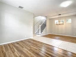 Picture of 319 Ravenshill Way, Deland, FL 32724