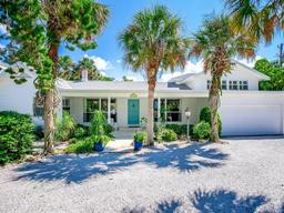 Picture of 426 N Casey Key Road, Osprey, FL 34229