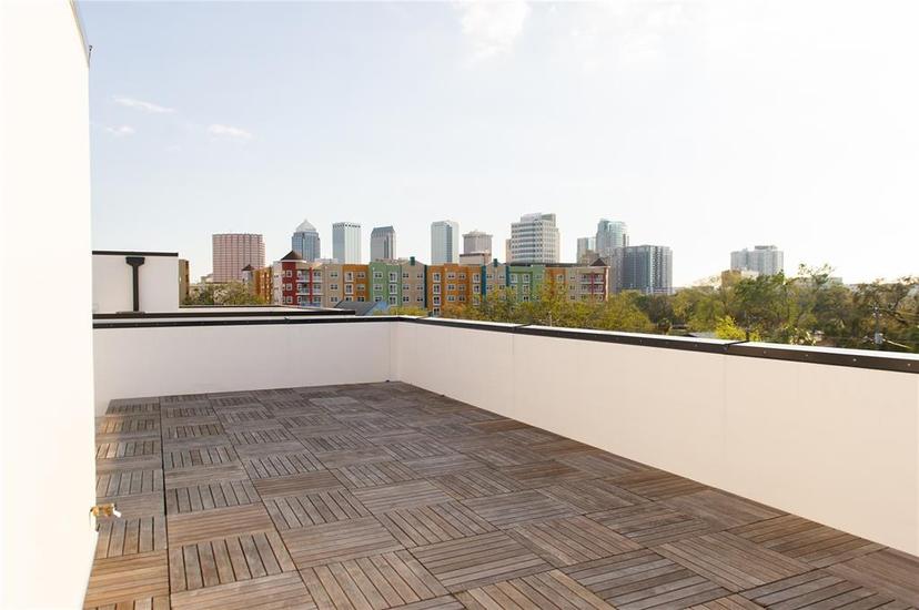 Picture of 1218 E Kay Street Unit 11, Tampa FL 33602