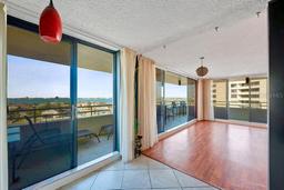 Picture of 5940 Pelican Bay Plaza S Unit 1102, Gulfport, FL 33707