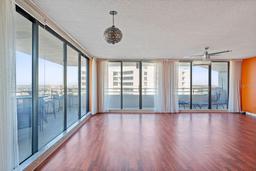 Picture of 5940 Pelican Bay Plaza S Unit 1102, Gulfport, FL 33707