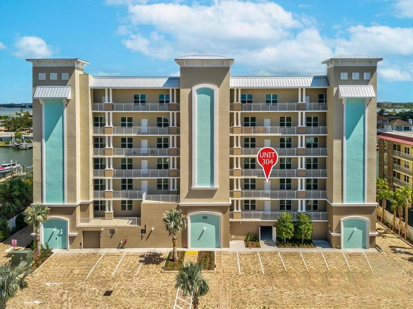 Picture of 125 Island Way Unit 304, Clearwater FL 33767