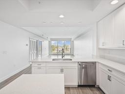 Picture of 125 Island Way Unit 304, Clearwater, FL 33767