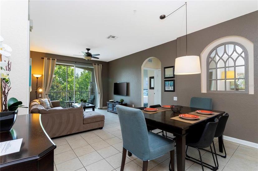 Picture of 2813 Almaton Loop Unit 301, Kissimmee FL 34747