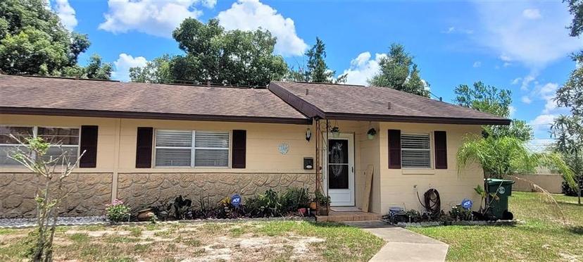 Picture of 9 Villa Villar Court Unit N/A, Deland FL 32724