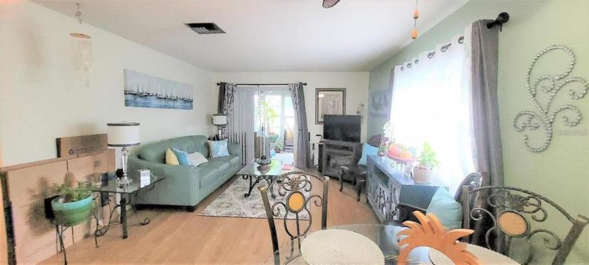 Picture of 9 Villa Villar Court Unit N/A, Deland FL 32724