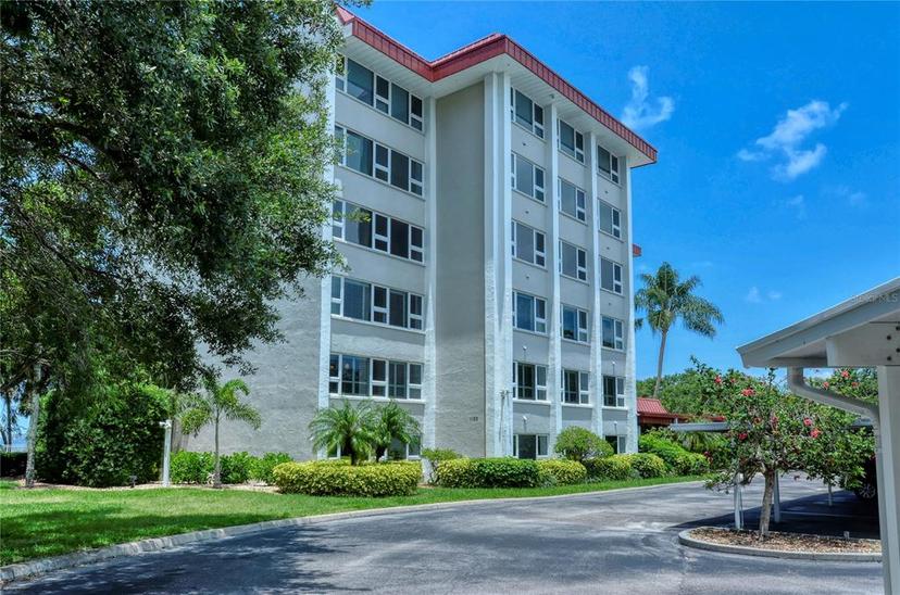Picture of 1100 Imperial Drive Unit 204, Sarasota FL 34236