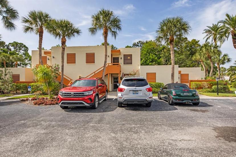 Picture of 220 Pineneedle Drive Unit 220, Bradenton FL 34210