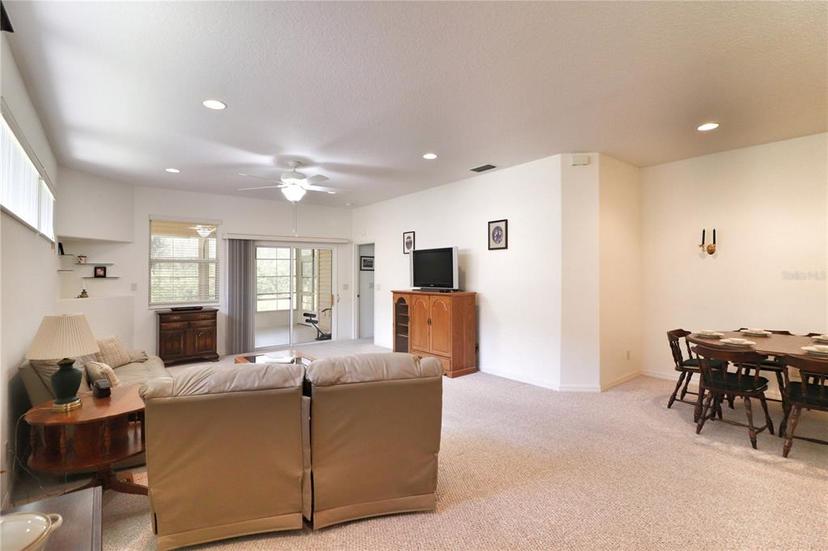 Picture of 5433 Sir Churchill Drive, Leesburg FL 34748