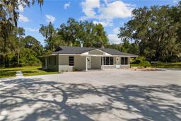 Picture of 8941 E County Road 466, Lady Lake, FL 32162
