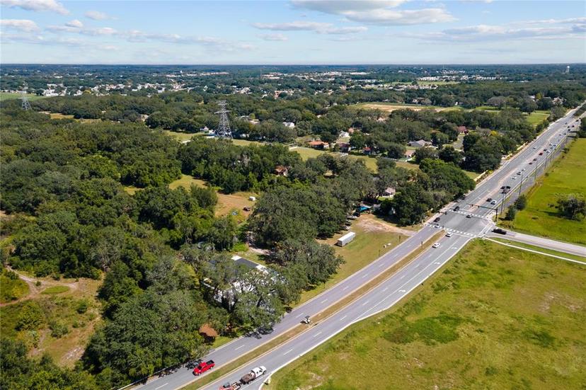 Picture of 8941 E County Road 466, Lady Lake FL 32162