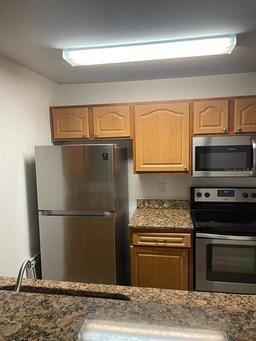 Picture of 4728 Walden Circle Unit 31, Orlando, FL 32811