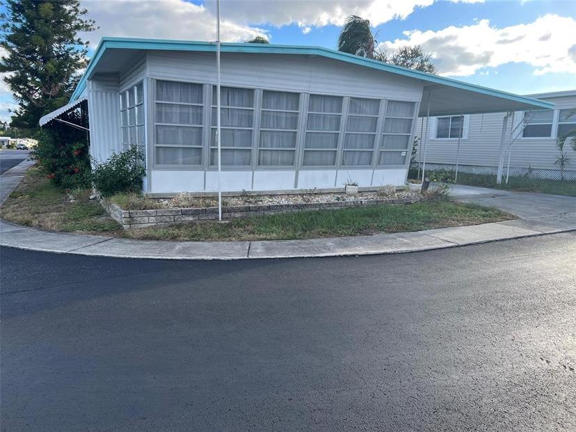 Picture of 201 Royal Palm Circle, Largo FL 33778
