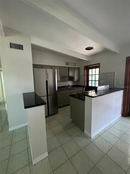 Picture of 7513 Robindale Road, Tampa, FL 33619