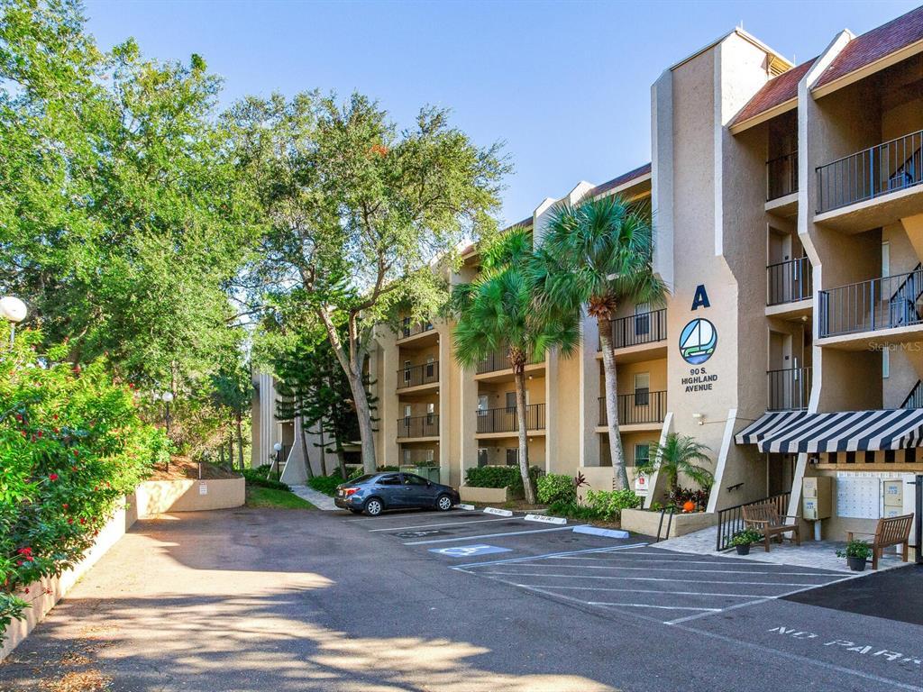 Picture of 90 S Highland Avenue Unit 103, Tarpon Springs, FL 34689