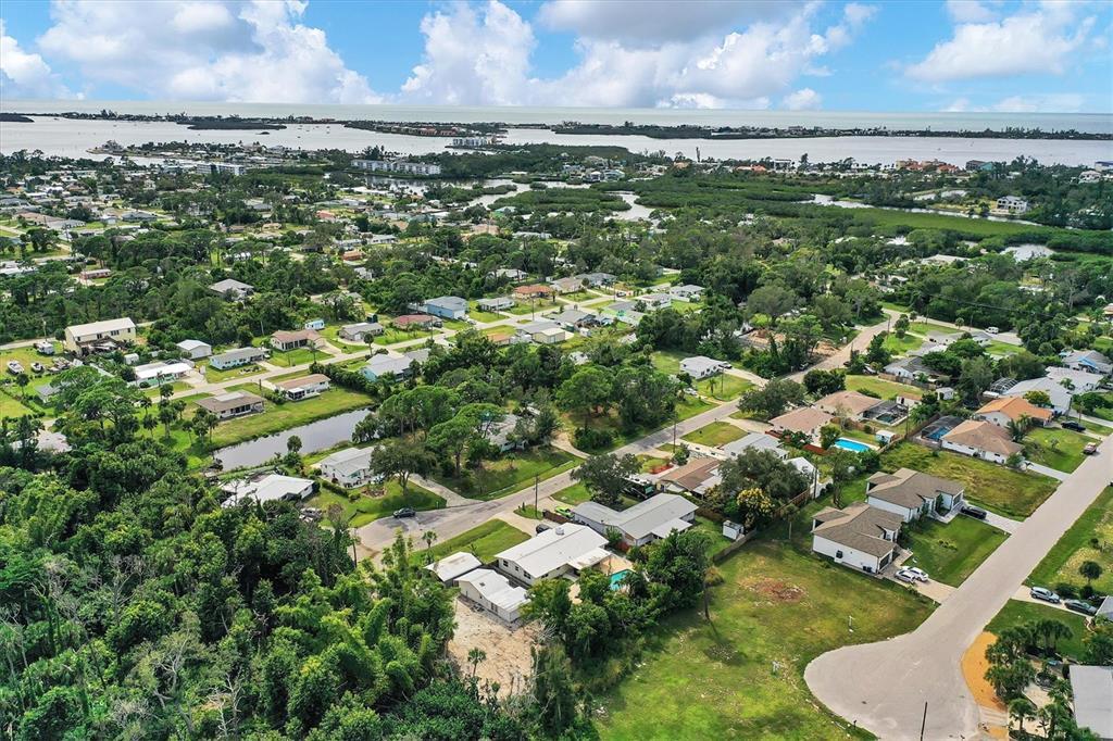Picture of 1670 Lakeview Place, Englewood, FL 34223