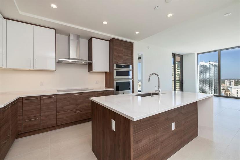 Picture of 301 1St Street South Unit 2304, St Petersburg FL 33701