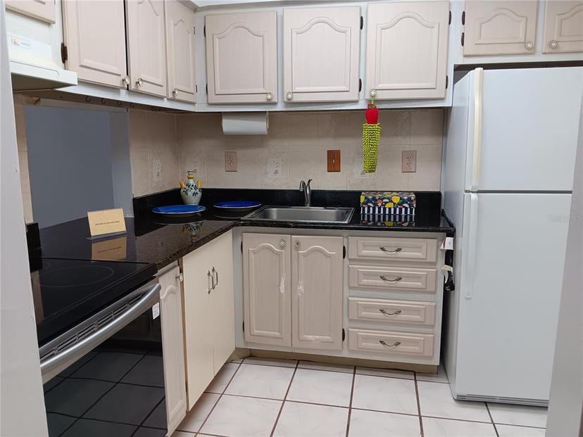 Picture of 2860 N Powers Drive Unit 14, Orlando FL 32818