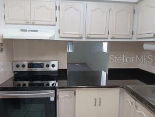 Picture of 2860 N Powers Drive Unit 14, Orlando FL 32818