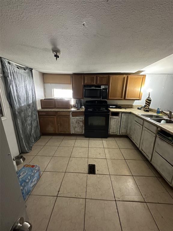 Picture of 2742 Tropical Lake Drive