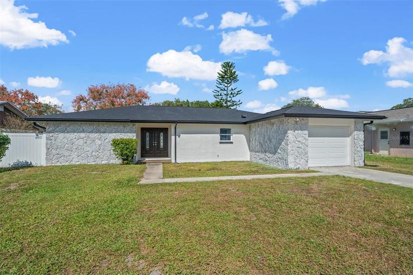 Picture of 807 Gateway Lane, Tampa FL 33613
