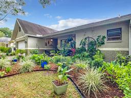 Picture of 9460 SW 84Th Terrace Unit F, Ocala, FL 34481
