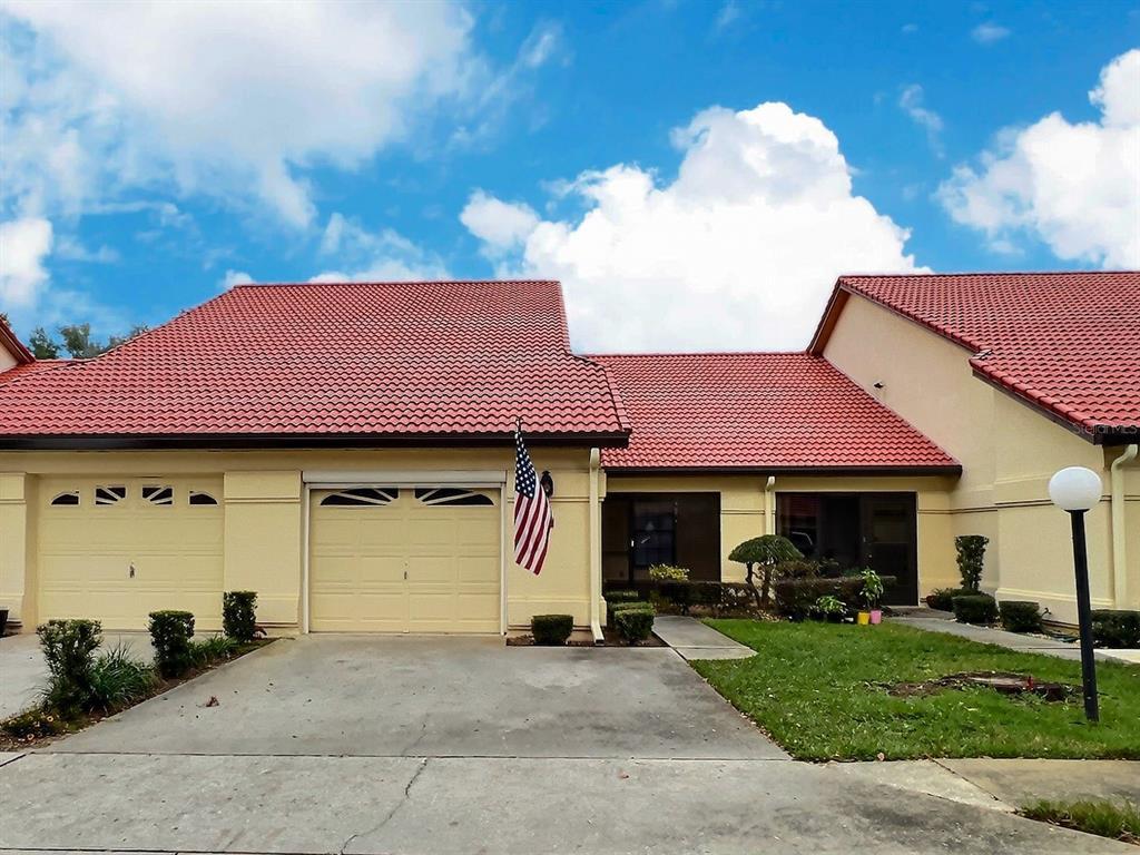 Picture of 2058 Forest Drive Unit 4, Inverness, FL 34453