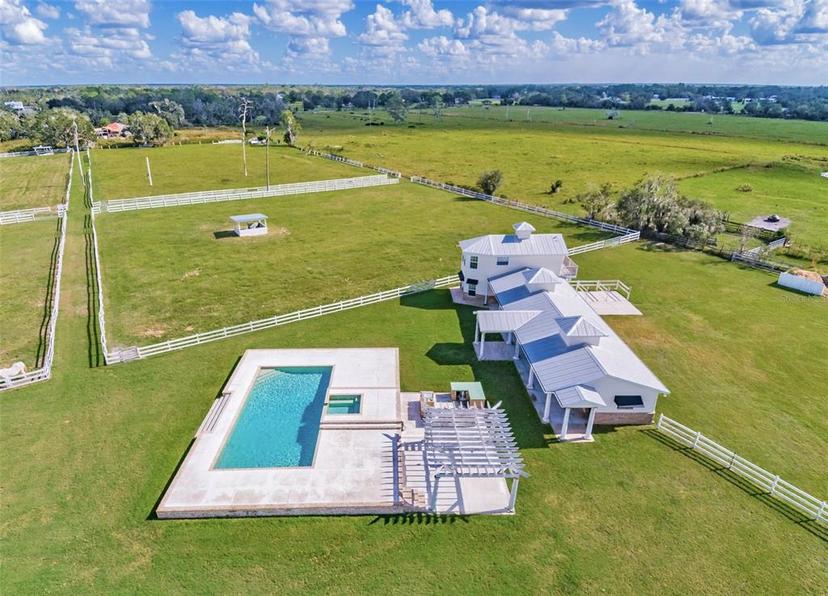 Picture of 15200 Rawls Road, Sarasota FL 34240