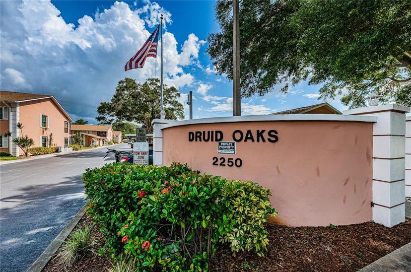 Picture of 2250 Druid Road E Unit 605, Clearwater FL 33764