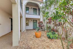 Picture of 824 Capri Isles Boulevard Unit 106, Venice, FL 34292