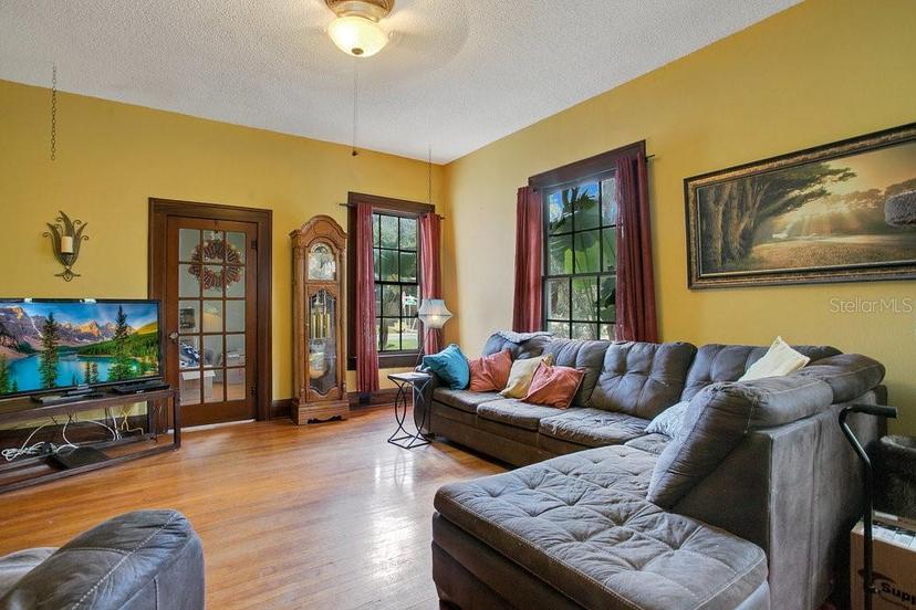 Picture of 907 Cornelia Avenue, Lakeland FL 33803