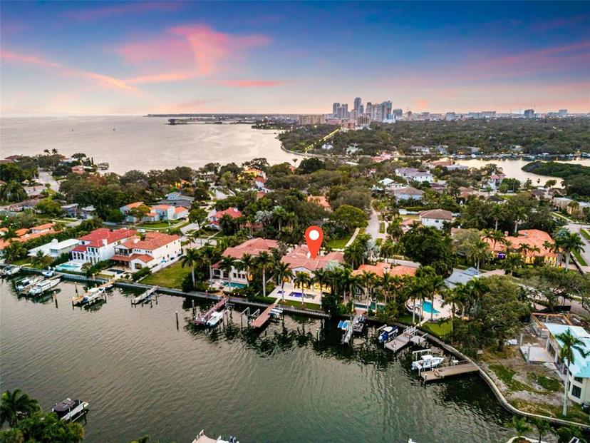 Picture of 851 Brightwaters Boulevard Ne, St Petersburg FL 33704