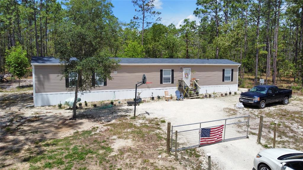 Picture of 2230 SE 143Rd Terrace, Morriston, FL 32668