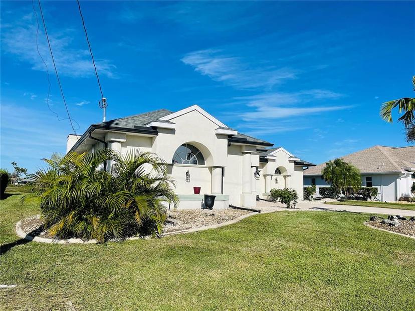 Picture of 8 Sportsman Terrace, Rotonda West FL 33947