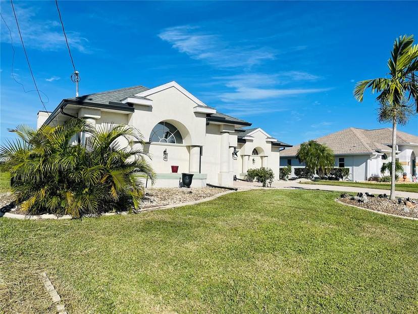Picture of 8 Sportsman Terrace, Rotonda West FL 33947