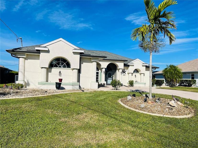 Picture of 8 Sportsman Terrace, Rotonda West FL 33947