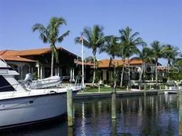 Picture of 2600 Harbourside Drive Unit Q-01, Longboat Key, FL 34228