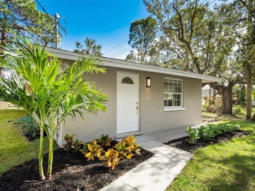 Picture of 620 N Shade Avenue, Sarasota FL 34237