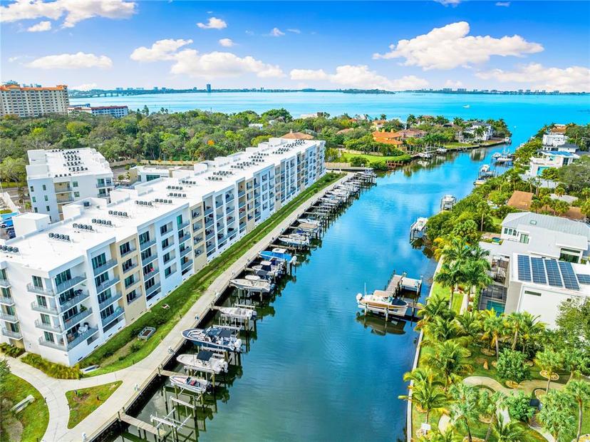 Picture of 1709 N Tamiami Trail Unit 403, Sarasota FL 34234