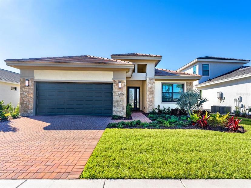 Picture of 17822 Cresswind Terrace, Lakewood Ranch FL 34211