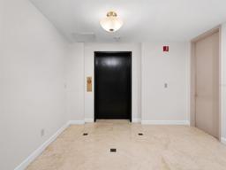 Picture of 1110 W Ivanhoe Boulevard Unit 6, Orlando, FL 32804