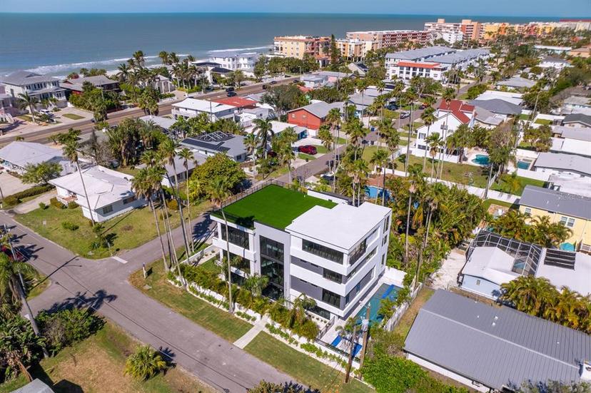 Picture of 102 162Nd Avenue, Redington Beach FL 33708