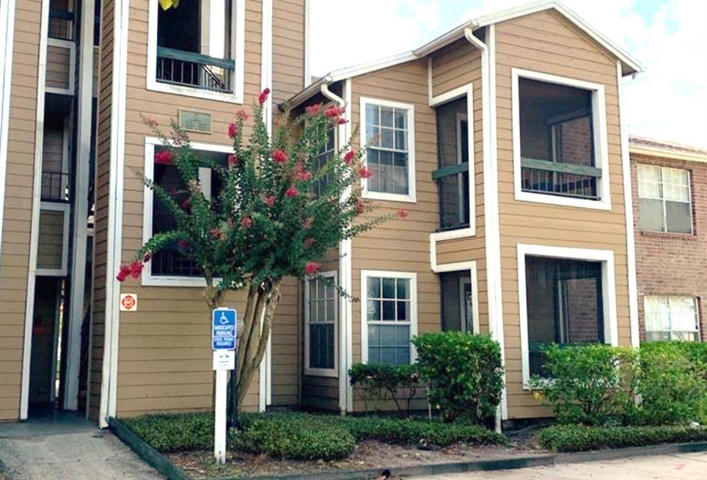 Picture of 4301 Lizshire Lane Unit C211, Orlando, FL 32822