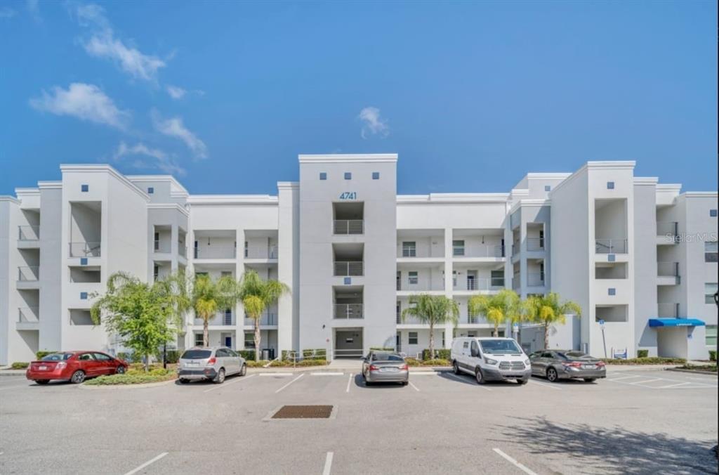 Picture of 4741 Clock Tower Drive Unit 208, Kissimmee, FL 34746