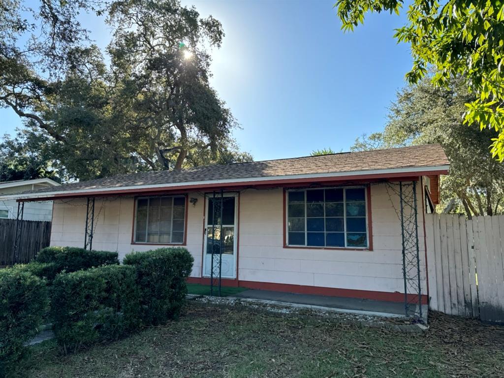 Picture of 5322 8Th Avenue S, Gulfport, FL 33707