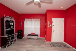 Picture of 12811 Kings Crossing Drive, Gibsonton, FL 33534