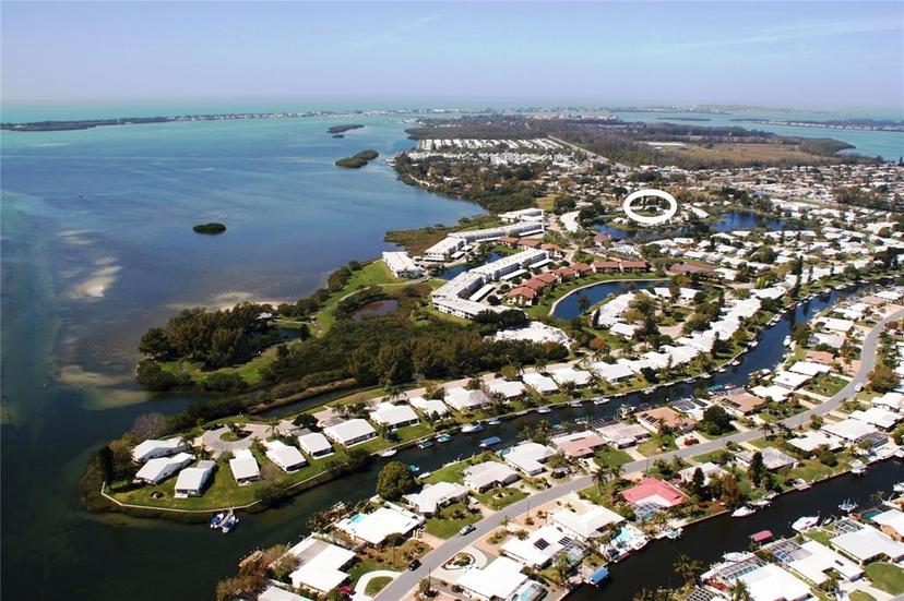 Picture of 4523 Independence Drive, Bradenton FL 34210