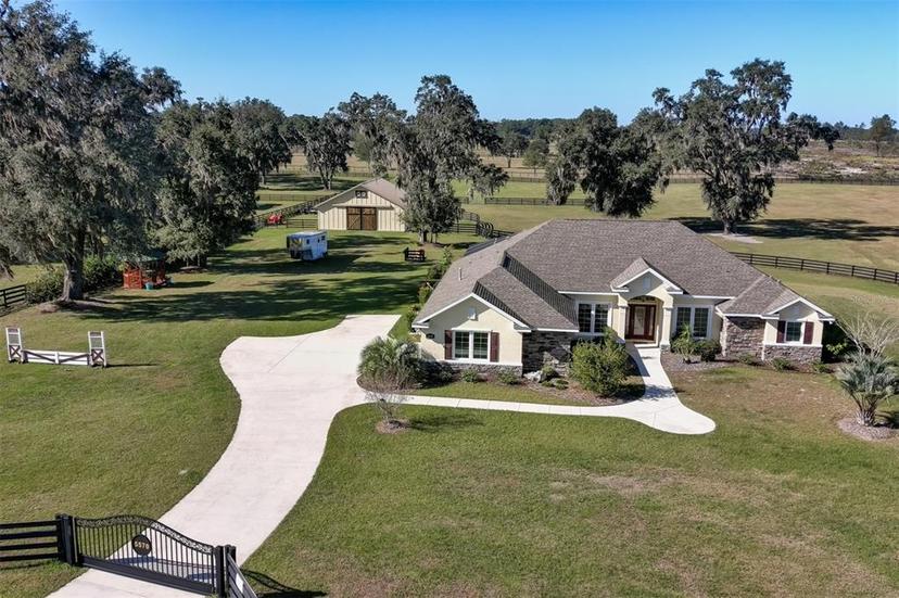 Picture of 5570 NW 153Rd Court, Morriston FL 32668